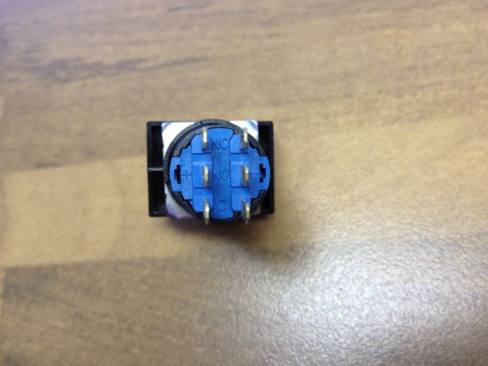 Japan's IDEC and AS6-YP three 16MM NO NC third gear rotary button button
