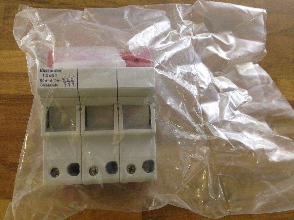The United States Bussmann CH143DMS 50A 690V 14X51 fuse holder fuse original
