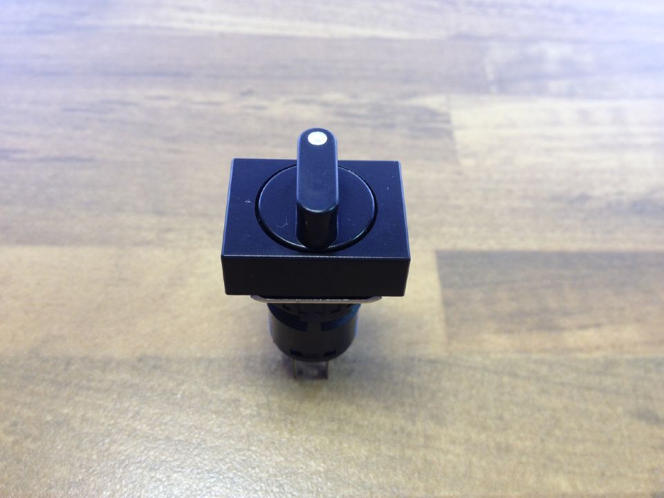 Japan's IDEC and AS6-YP three 16MM NO NC third gear rotary button button