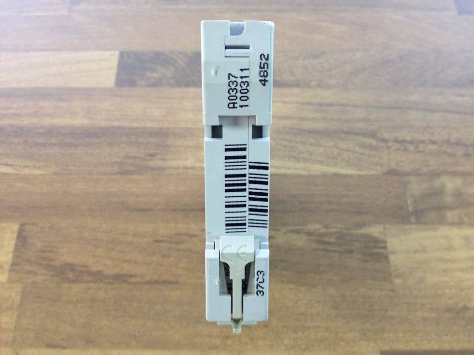 Schneider Schneider C60N C10A Multi9 1P10A240V-415V25802 circuit breaker original