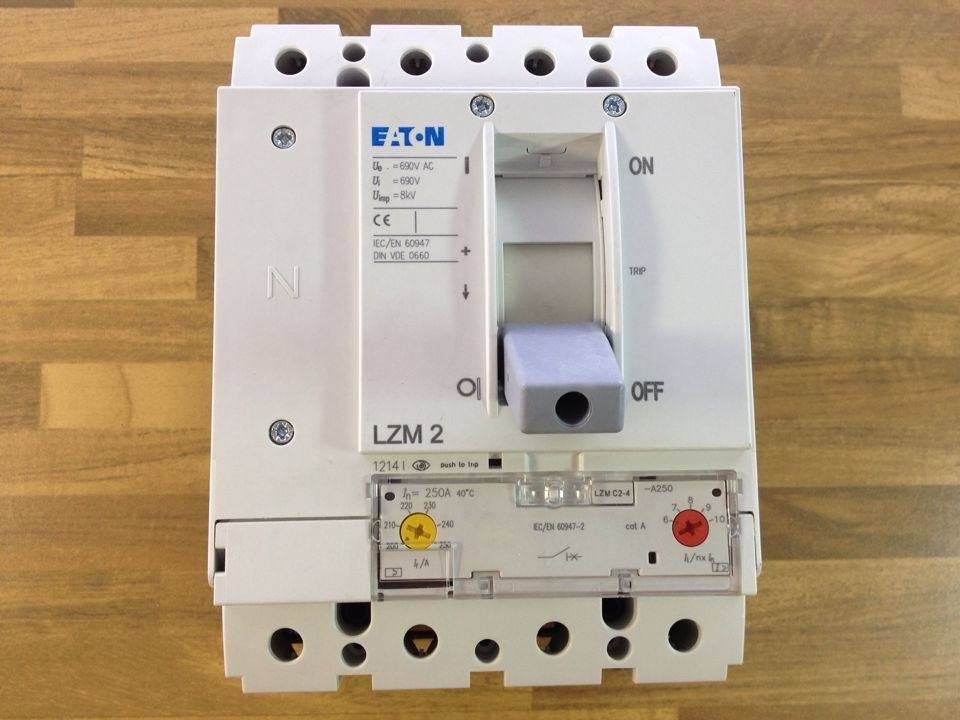 Muller MOELLER Eaton LZML2-4-A250 circuit breaker 4P250A adjustable 200A-250A original
