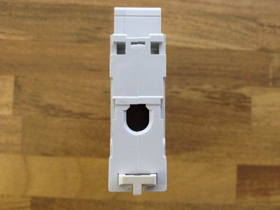Schneider C6 1P6A C60N circuit breaker new genuine 24239
