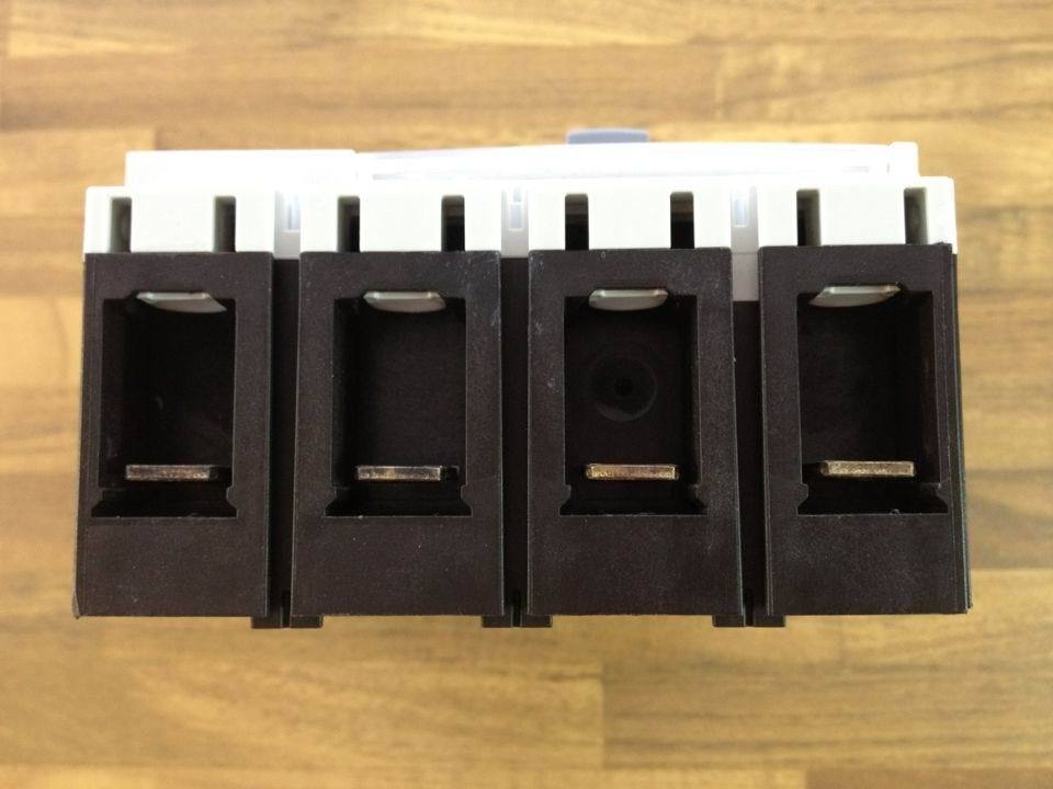 Muller MOELLER Eaton LZMC1-4-A63 circuit breaker 4P63A adjustable 50-63A genuine original