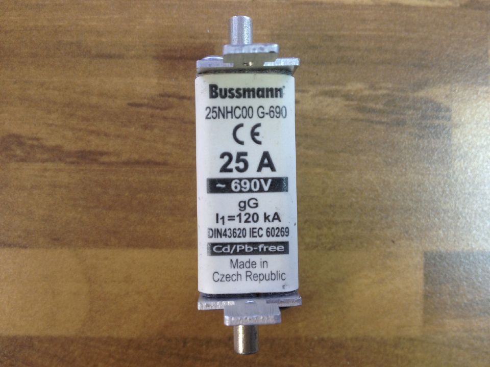 United States 25NHC00 G-690 25A690V fuse BUSS Bussmann fuse original