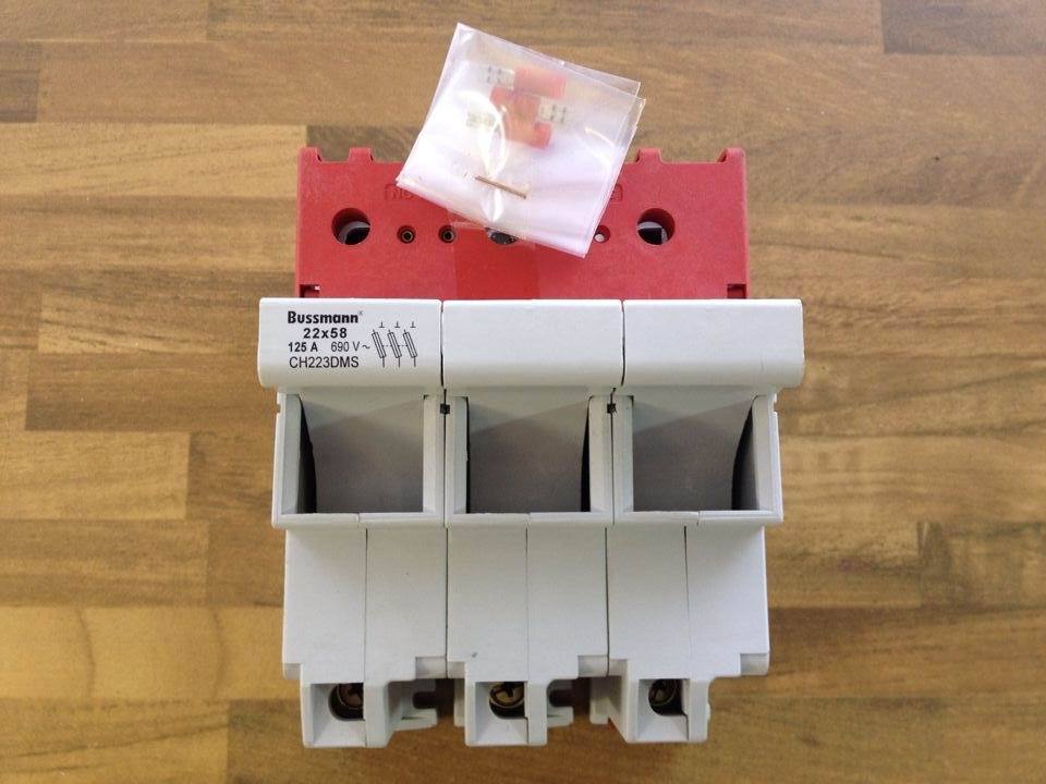 Bussmann United States CH223DMS fuse holder 125A 690V 22x58 original authentic