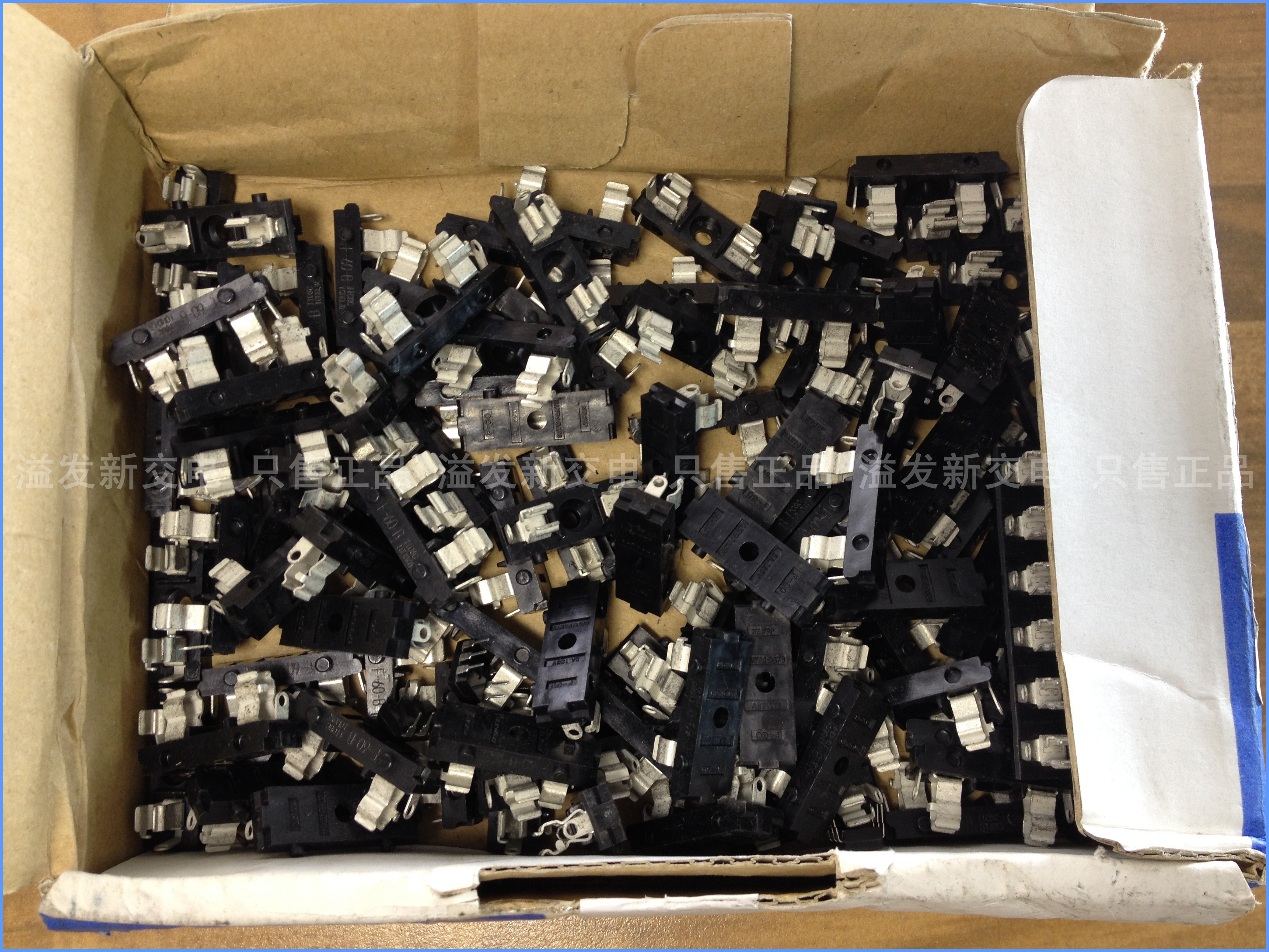 Japan imported SATO PARTS F-60-B fuseholders fuseholders 5X20