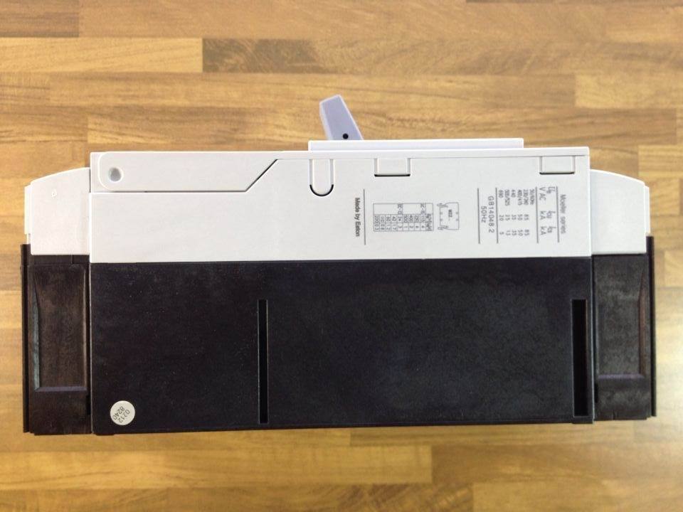 Muller MOELLER Eaton LZMN3-A400 circuit breaker 3P400A adjustable 320-400A original