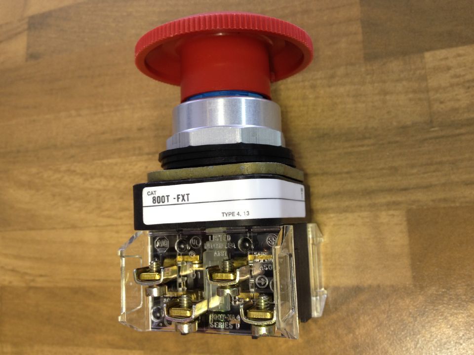 Original United States A-B Rockwell 800T-FXT high power 15A grinding mushroom lock button emergency stop button