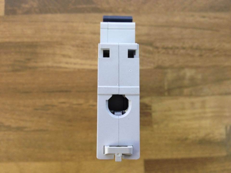 Schneider Schneider C60N C50 Multi9 1P50A circuit breaker 17879 original authentic