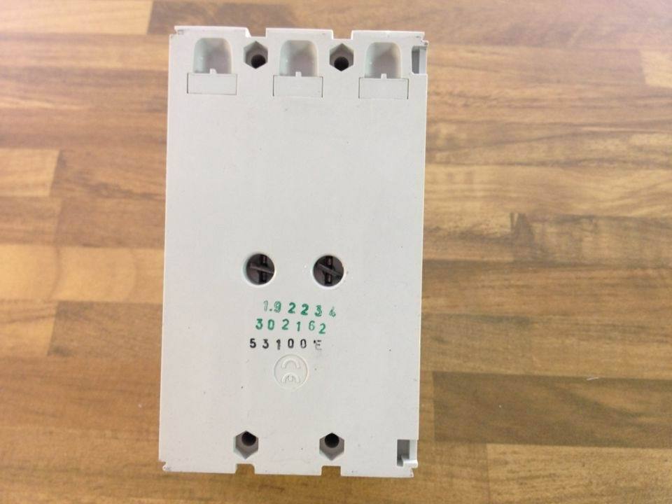 The original bell Muller MOELLER Eaton BZME1-A100 3P 100A circuit breaker