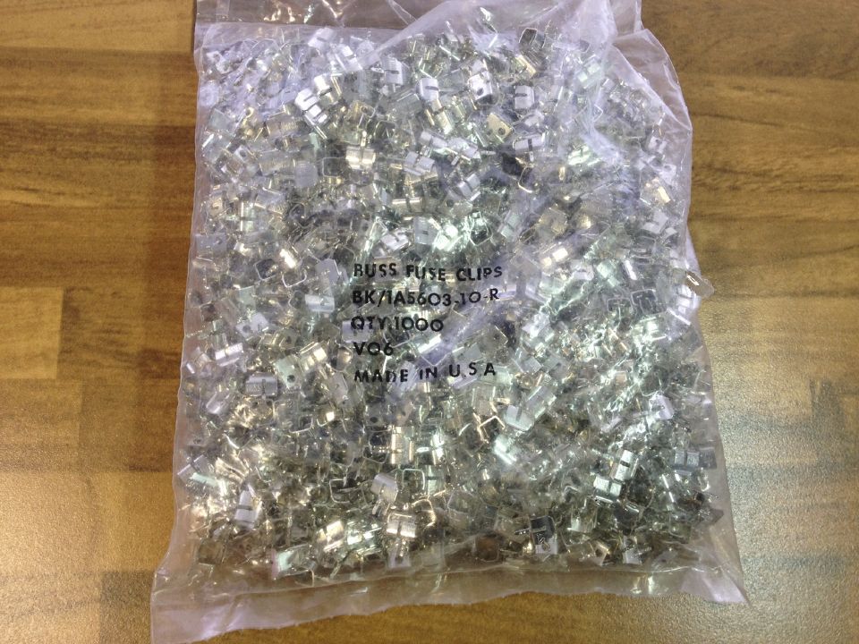 The United States Bussmann circuit board fuseholders 6X30 6X32MM BUSS fuse holder