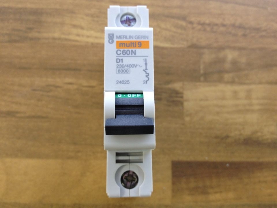 Schneider D1 1P1A C60N circuit breaker new genuine 24625