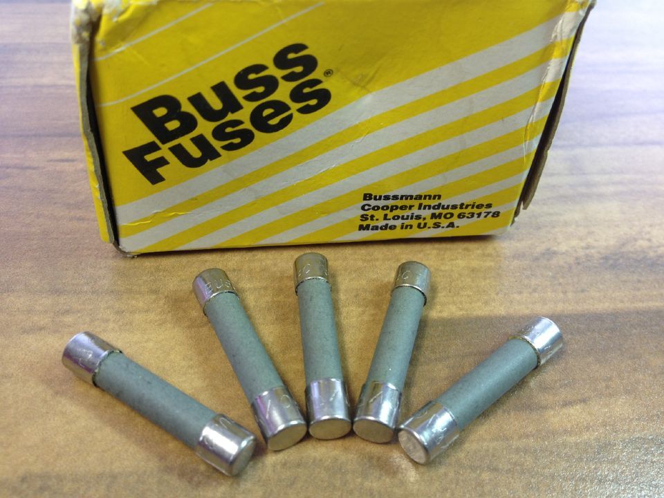 The United States BK/ABC-18-R BUSS Bussmann imported ceramic fuse tube 6X30 18A250V