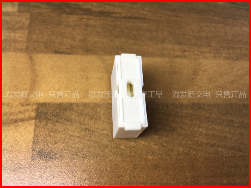 Japan SATO PARTS F-300-1P imported gold-plated circuit boards fuseholders fuseholders 5X20