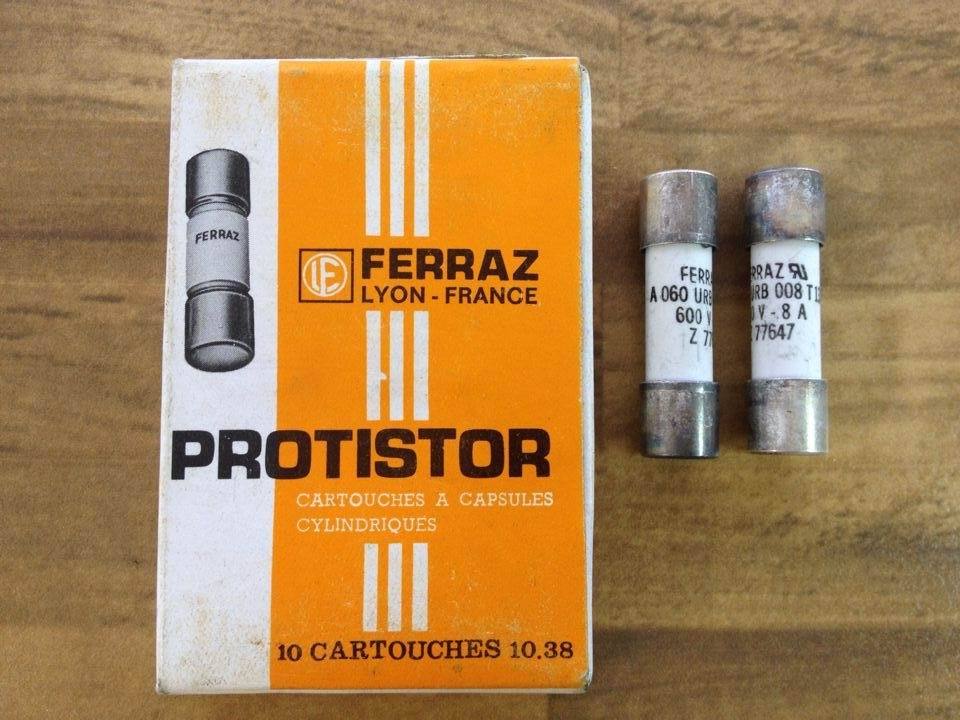 The French A060 URB 008T13 Z77647 FERRAZ Rowland faray 600V 8A 10X38 fuse