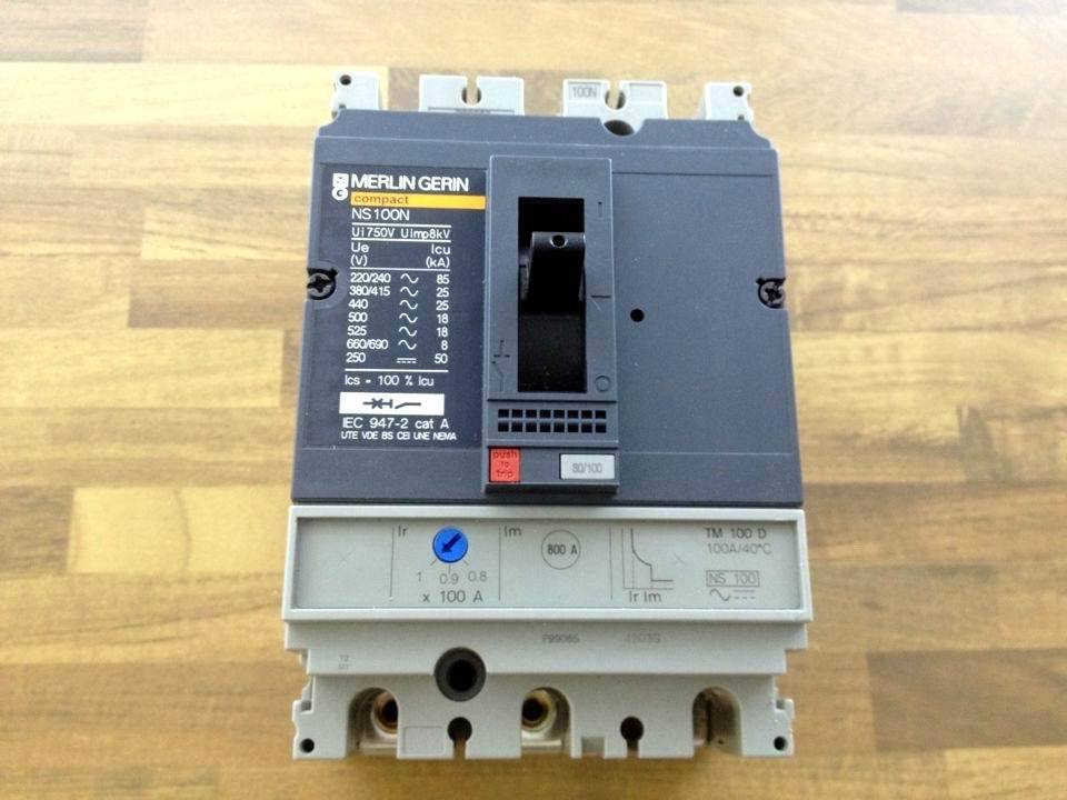 Imported Schneider NS100N air switch 3P100A circuit breaker (guaranteed genuine)