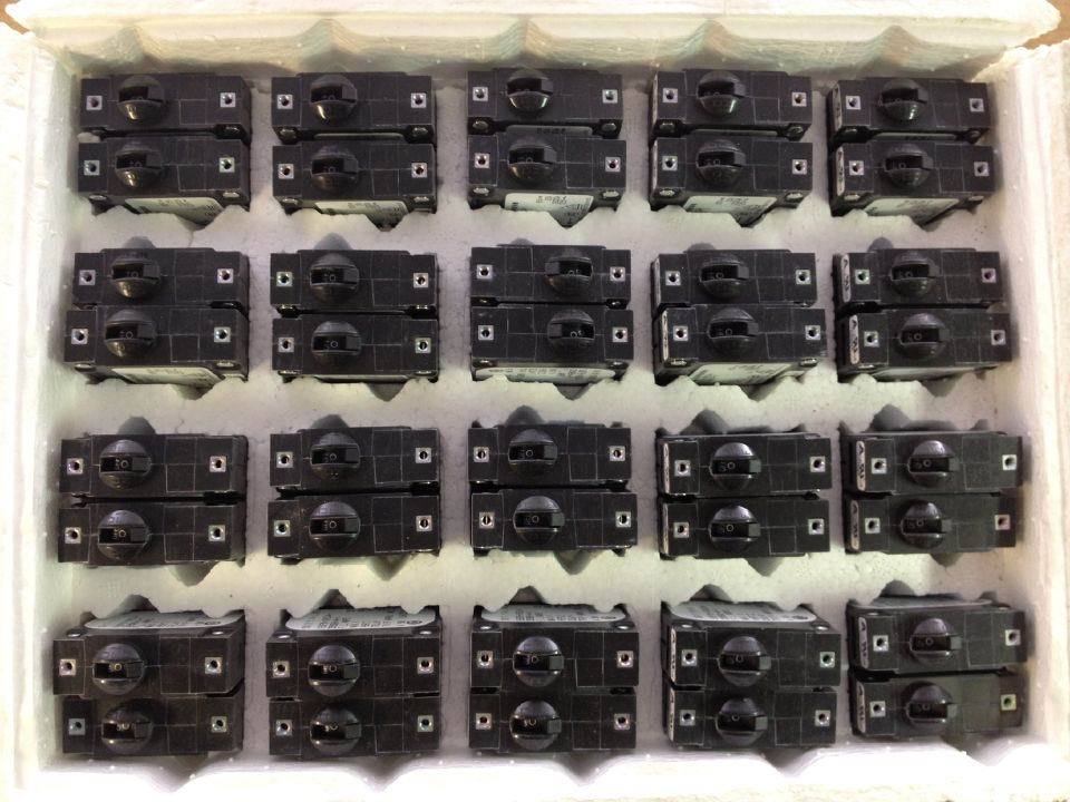 The United States AIRPAX IEGF6-1REC4-35698-1-V - Ebers breaker 1P 30A 80VDC