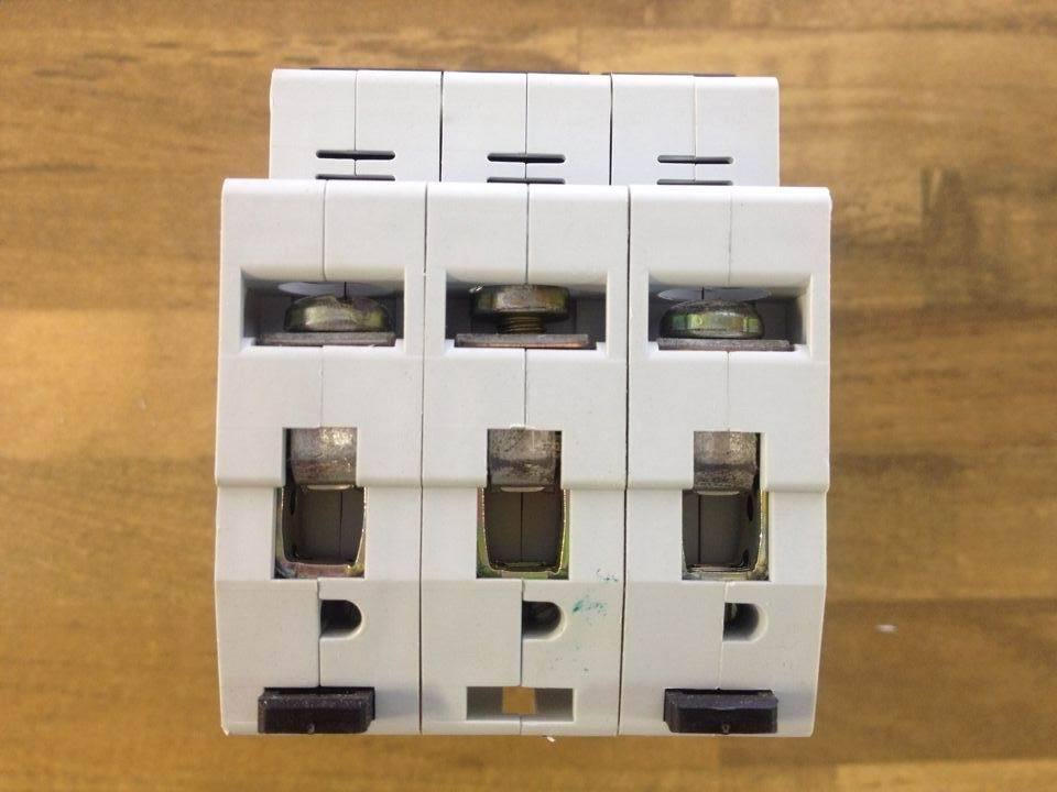 Muller MOELLER Eaton 3P40A C40 L7-40/3/C circuit breaker