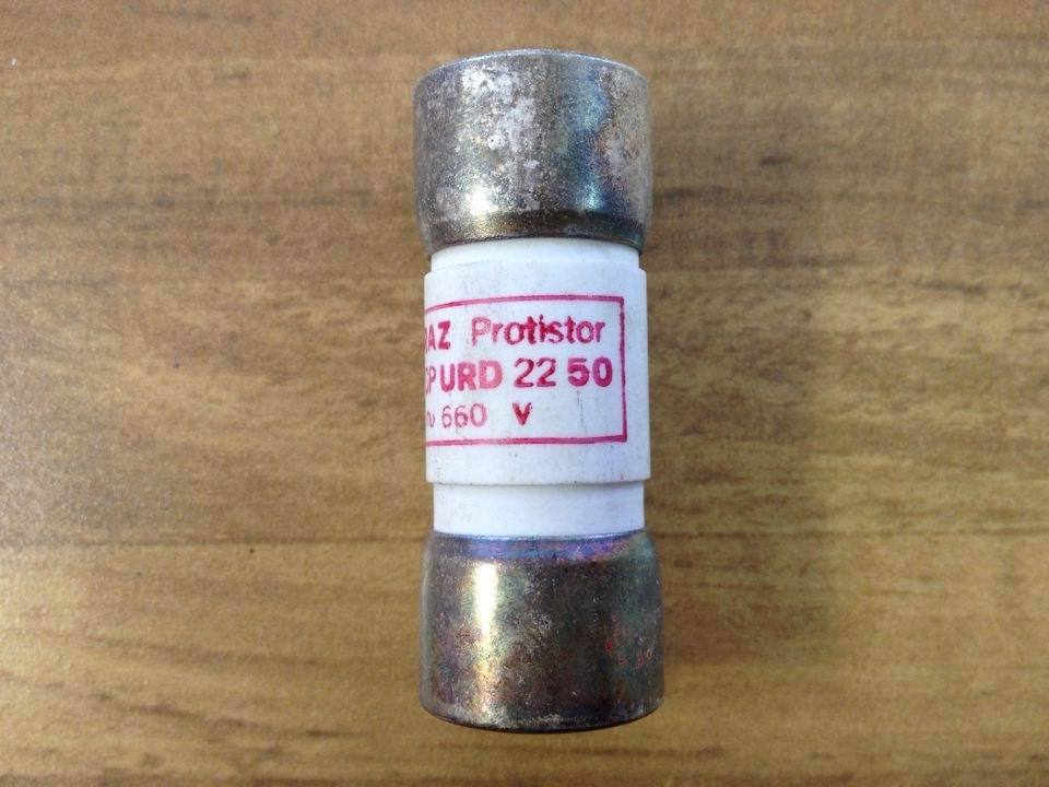 The French FERRAZ CP URD2250 PROTISTOR 660V50A 22X58 6621 faray fuse