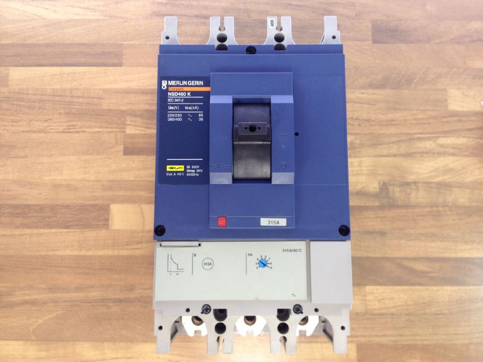 The original Schneider Schneider NSD400K instead of EZP400M 3P315A circuit breaker