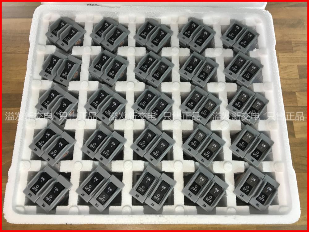 American Carling Jia Ling MA1X-01-961-4A26-7-J ship type - circuit breaker 1P 80V 20A