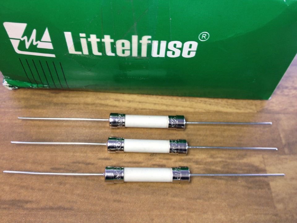 The United States Litteituse HXP 30A 250V 0324030 Lite ceramic pin tube fuse 6X30