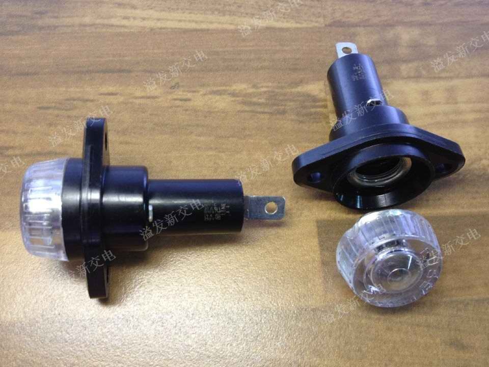 The United States Bussmann BUSS HPF-C 30A 10X38MM fuseholders fuse socket
