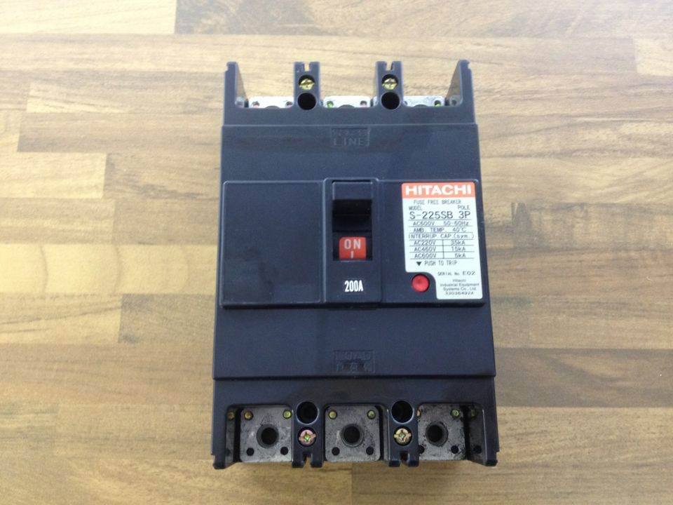 HITACHI Hitachi S-225SB circuit breaker air switch 3P200A inlet air switch