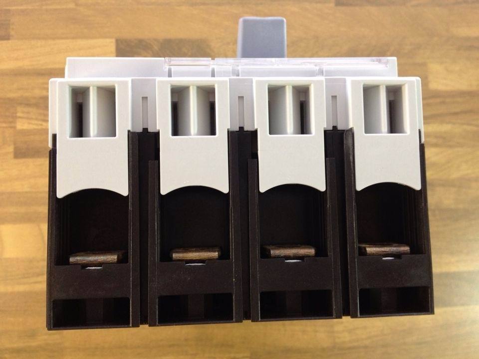 Muller MOELLER Eaton LZML2-4-A250 circuit breaker 4P250A adjustable 200A-250A original