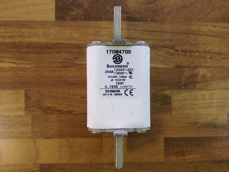 United States 170M4700 200A fuse 1250V Bussmann fuse original authentic