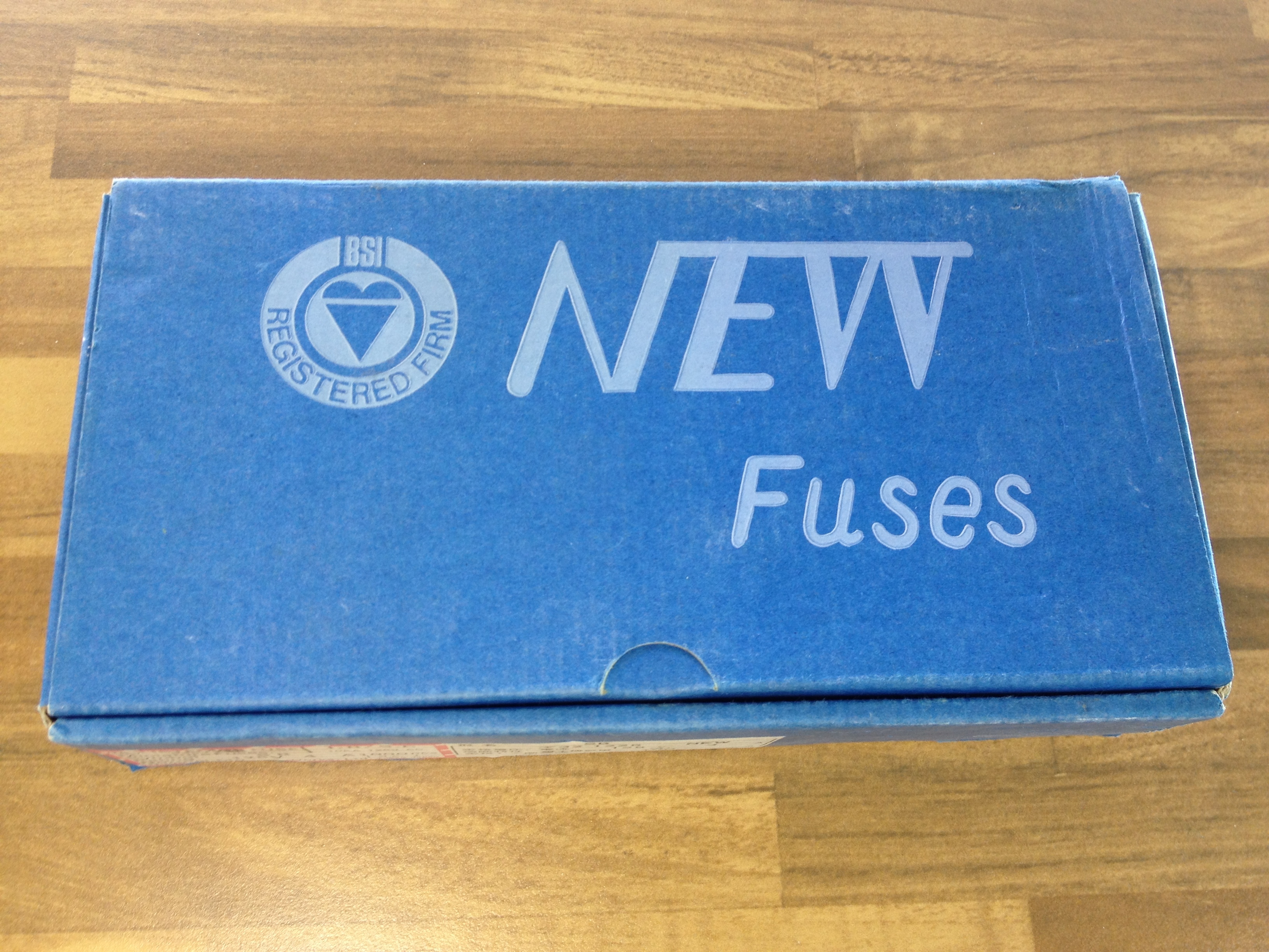 Japan's original GGS NEW imported glass fuse tube 125V 5X20 3.15A