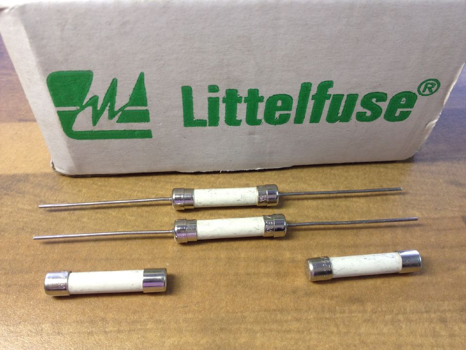 The United States Litteituse 30A 125V Lite 325 pin imported ceramic fuse 6X30