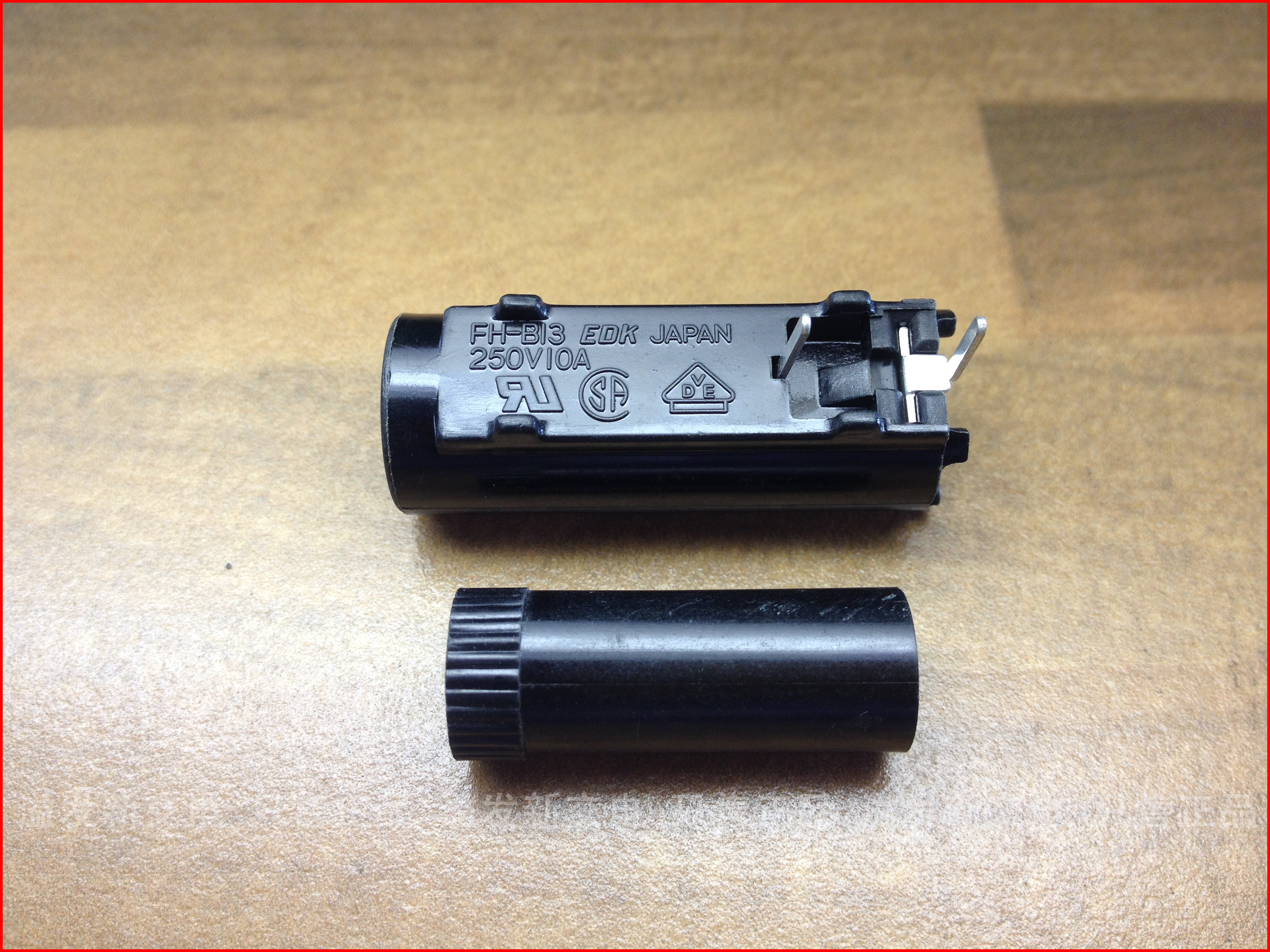 The original Japanese EDK FH-B13 board 10A 250V 5X20MM fuse fuse holder