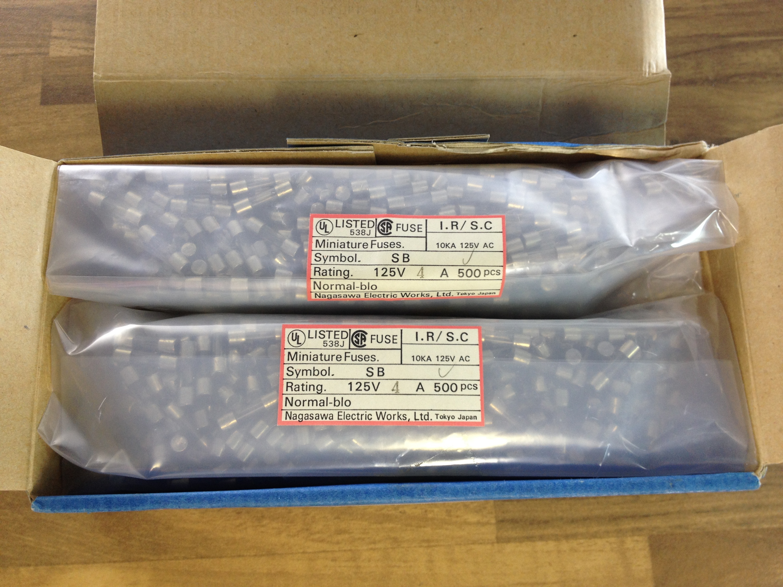 Japan's original SB NEW imported glass fuse tube 125V 5X20 4A