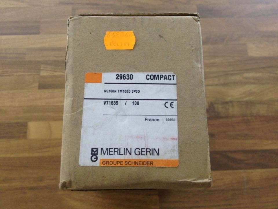 Imported Schneider NS100N air switch 3P100A circuit breaker (guaranteed genuine)