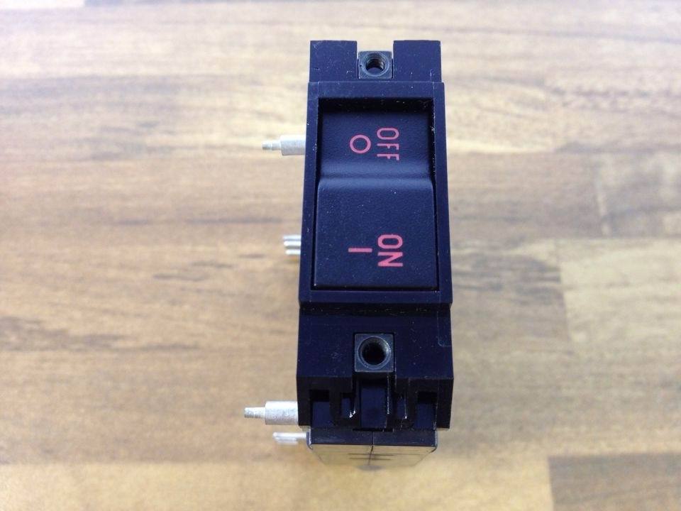 The original American AIRPAX Ebers IEGBXF-6-37348-50-V - breaker 1P 50A 65V