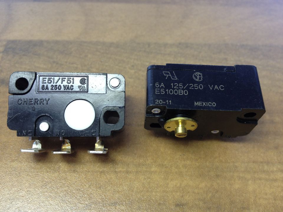 The German CHERRY cherry E51/F51 E5100B0 imported high sensitivity micro switch 6A250V coin