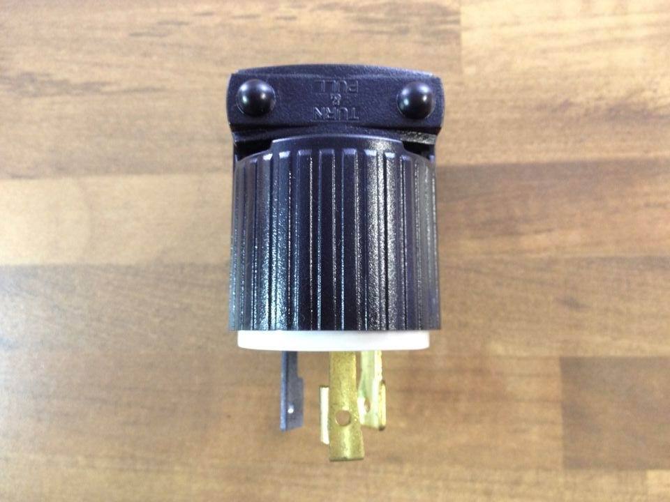 The United States COOPER Cooper L5-20P 20A 125V cable plug industrial plug genuine original