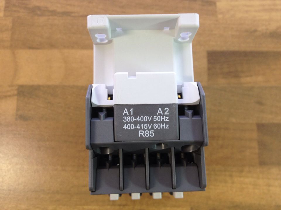 Original United States A16-30-10 AC380V import contactor ABB guarantee certificate