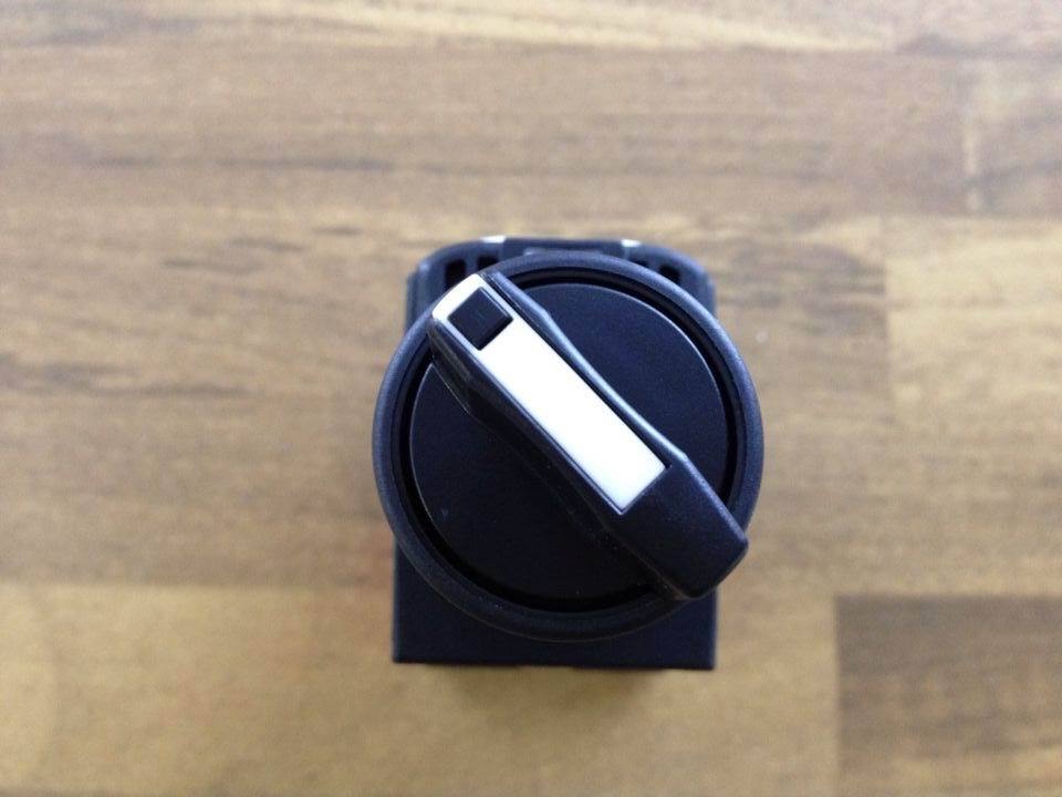 Fuji AR22PR-2 rotary two position switch 1NO 1NO1NC 2NO2NC 3NO 4NO 22MM per cent opening original authentic