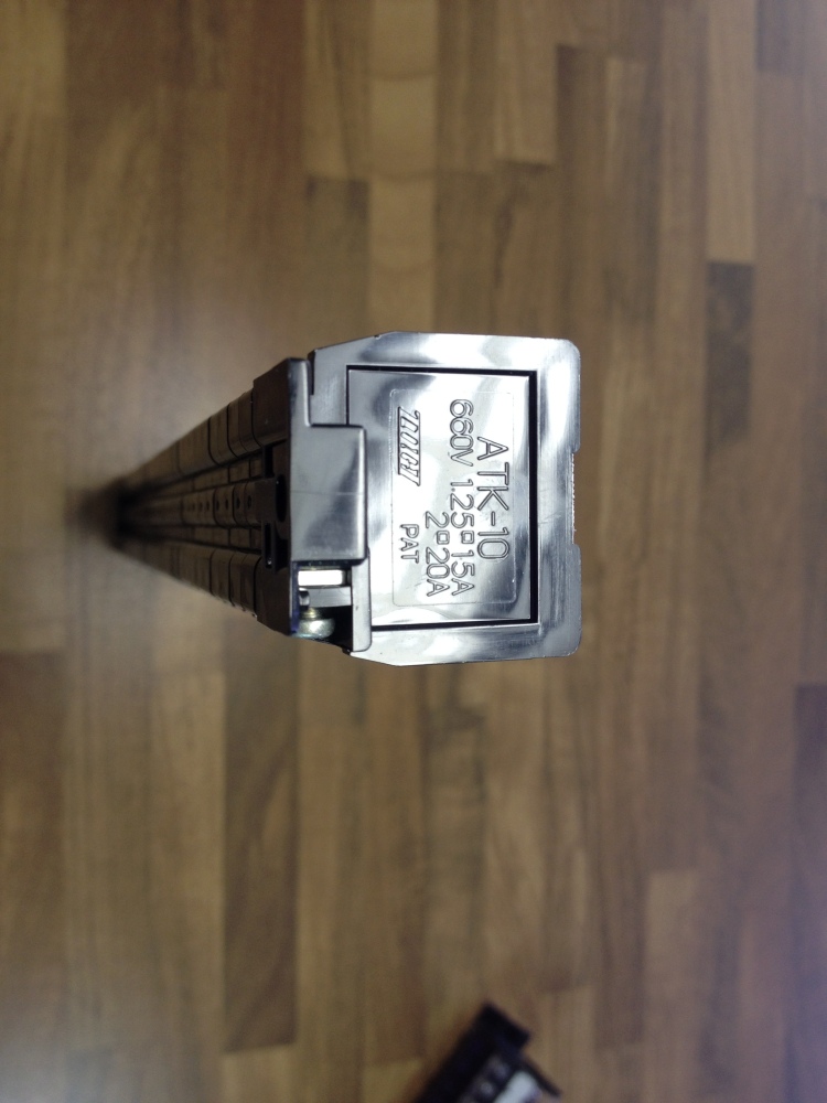 Brand new original Japanese ATK-10 TOGI connection terminal 32 terminal 660V 15A