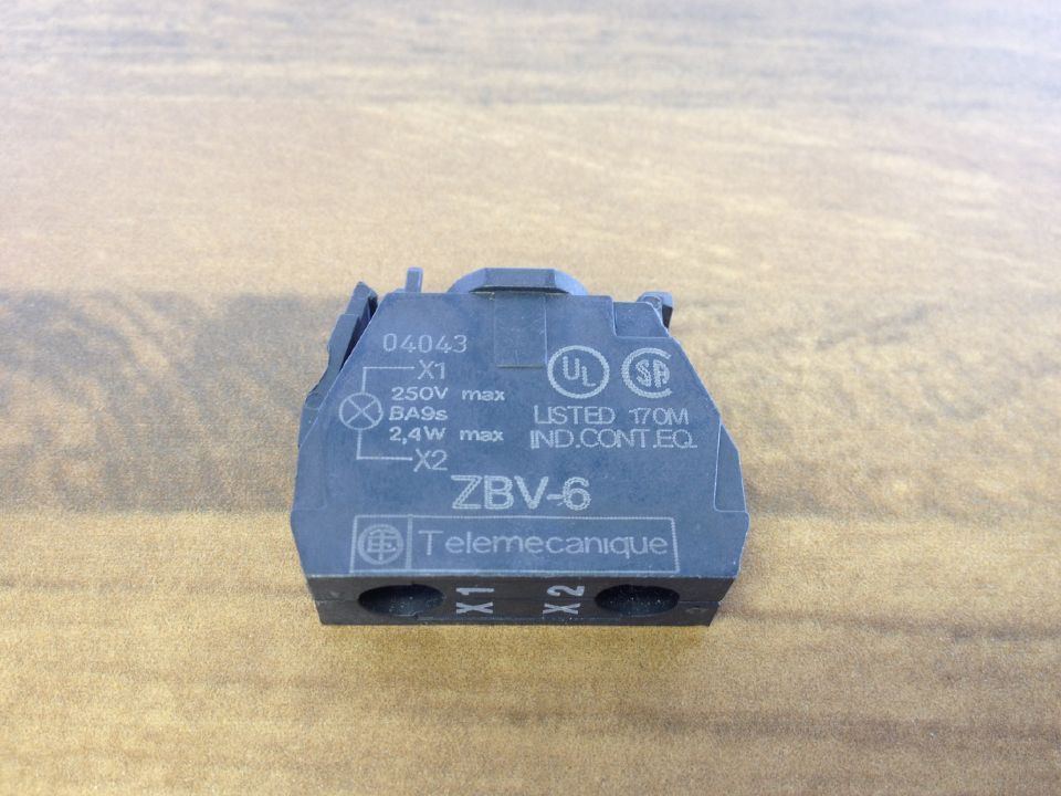 Brand new original authentic Schneider Schneider ZBV-6 button indicator light module 250V