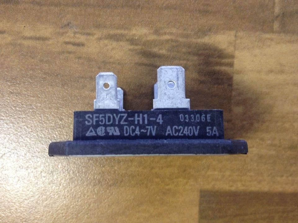 - - SF5DYZ-H1-4 solid state relay AC240V5A DC4-7V