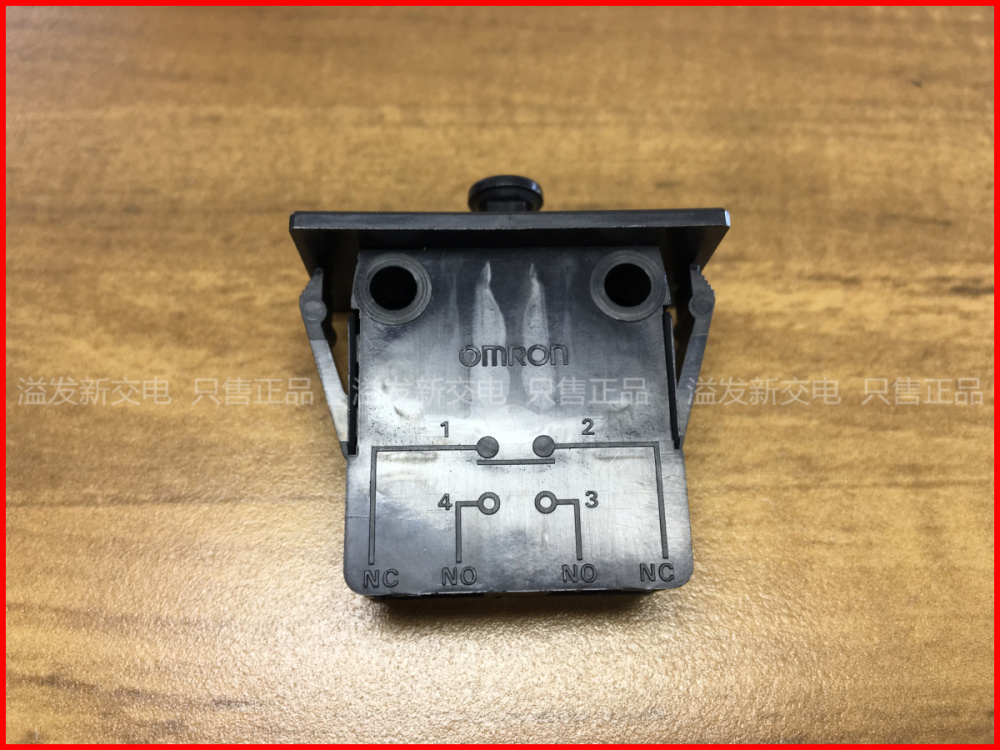 OMRON OMRON D2D-2100 power door switch safety switch door switch normally open normally closed