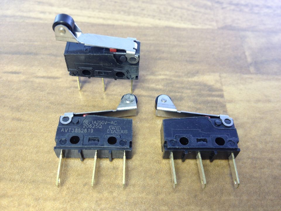 AVT3852619 micro switch limit switch 0.1A250V original authentic