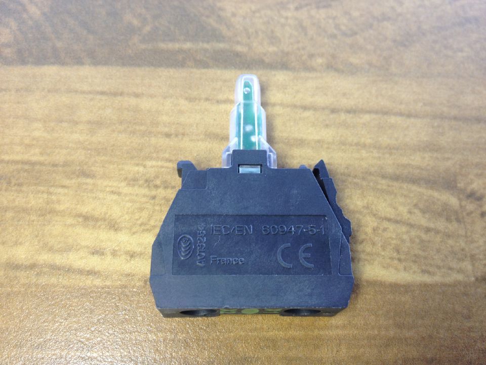 Schneider Schneider ZBV-B3 button green indicator light module DC24V LED original