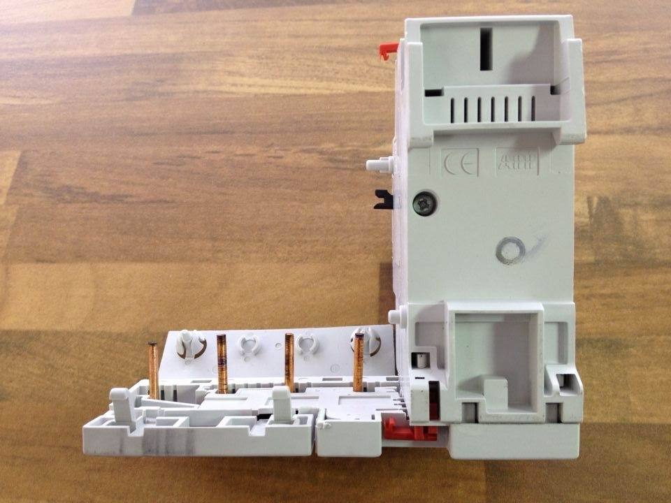 The United States DDA204A 0.3A electromagnetic leakage protector ABB original authentic