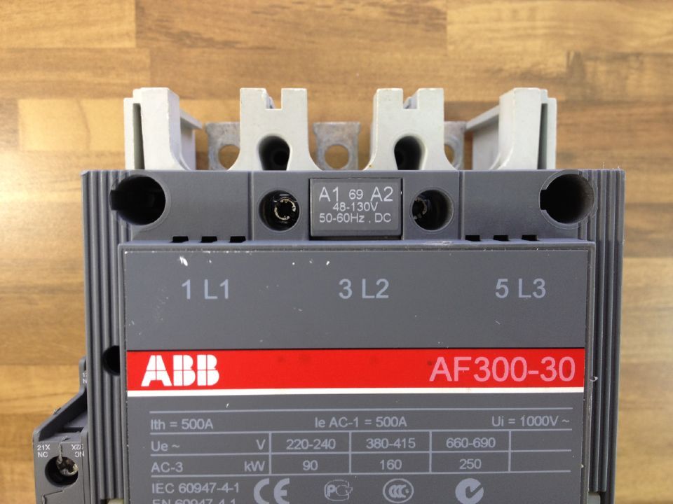 Original American AF300-30-11 ABB DC general contactor 48-130VDC