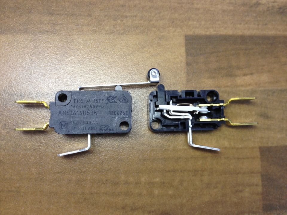 Original Japanese imported AW51616D53N micro switch 16A250V limit switch