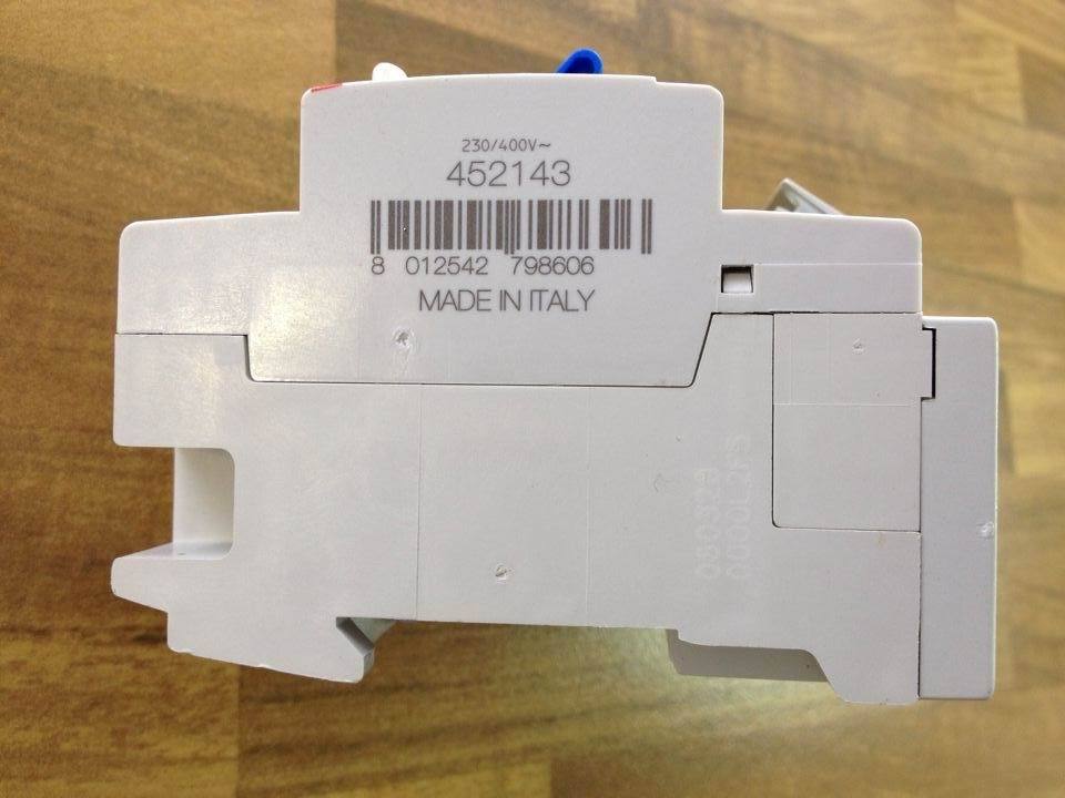 The United States DDA204A 0.3A electromagnetic leakage protector ABB original authentic